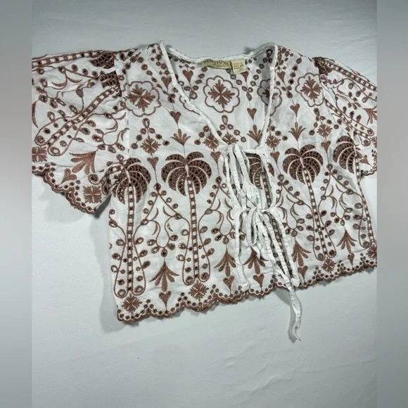 Rebellion White Crop Top with Brown Floral Embroidery and Front Tie boho S/M - Picture 3 of 4
